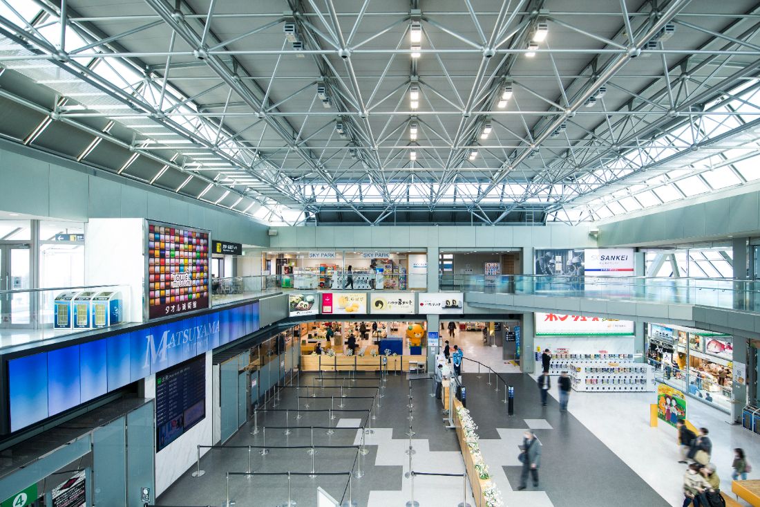 松山空港