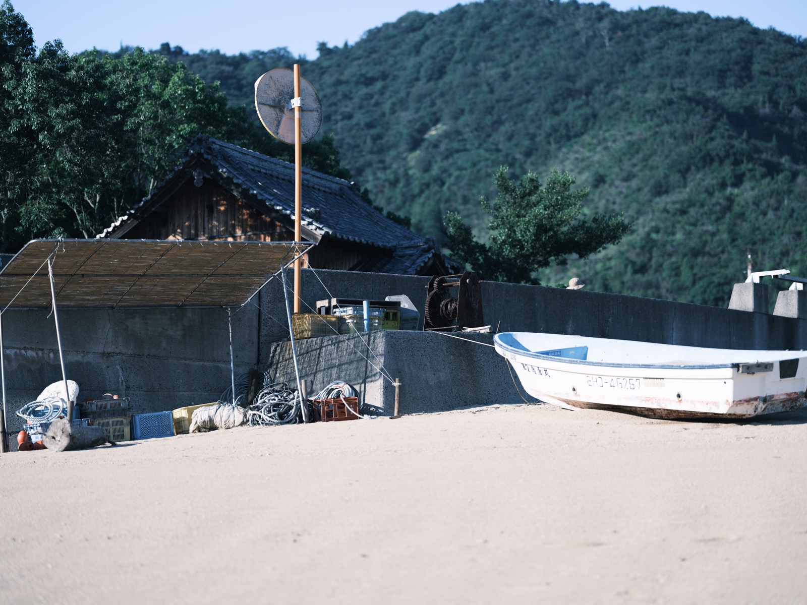 名駒海岸で撮影された映画の場面