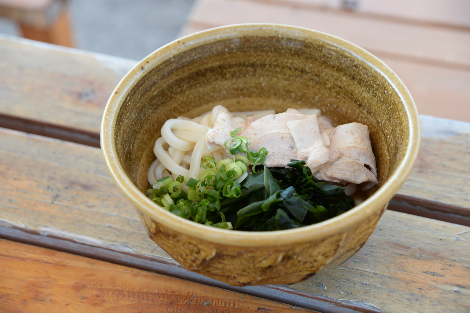 撮影時のケータリングで用意された冷しゃぶうどん